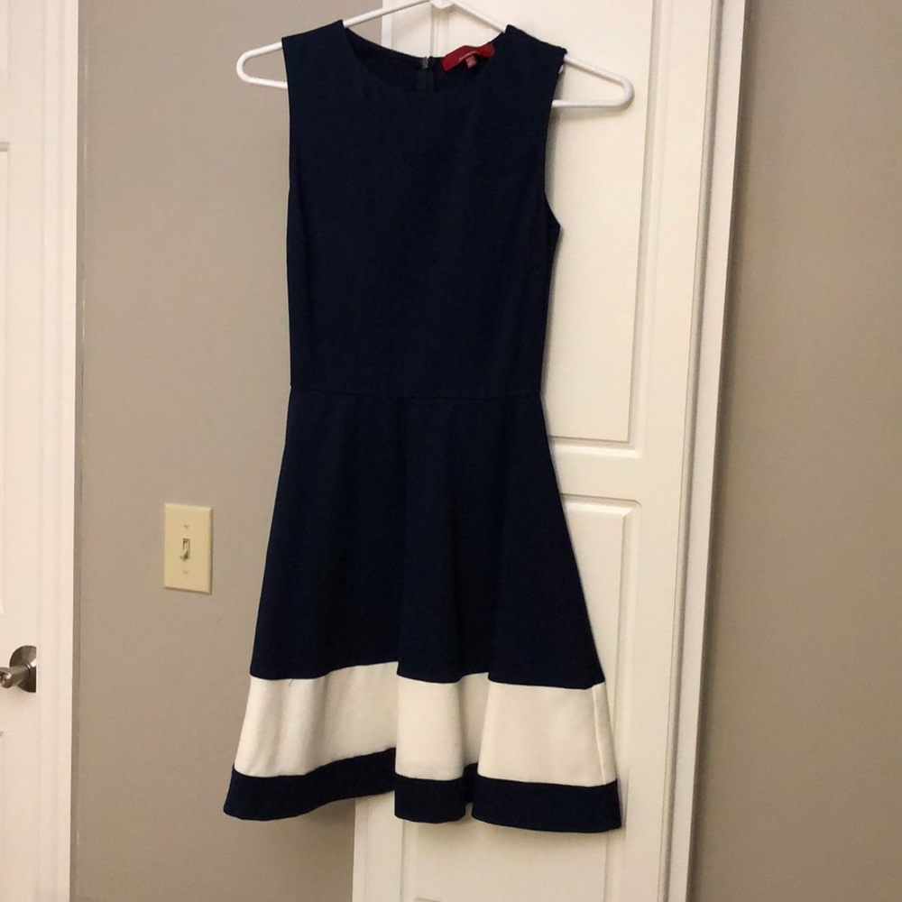 Navy Saks Fifth Avenue Dress. New with tag!
